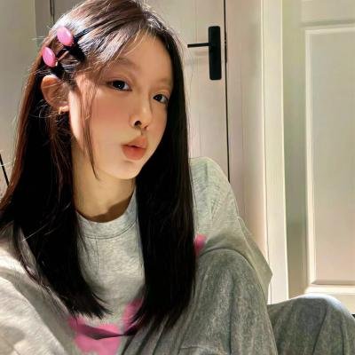 神秘裸女